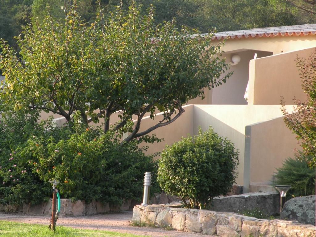 维琪奥港 Les Jardins De Santa Giulia酒店 外观 照片